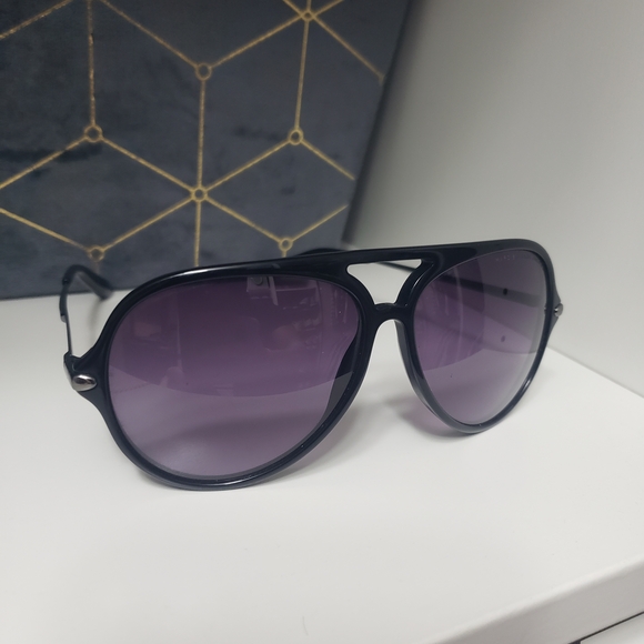 Marc By Marc Jacobs Black and Purple Sunglasses - Picture 4 of 4